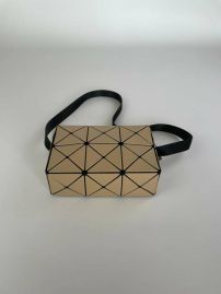 Picture of Issey Miyake Lady Handbags _SKUfw124538351fw